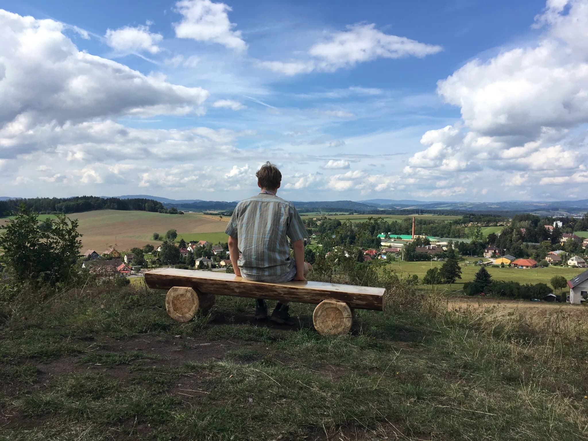 Fotografie lavičky: Kovařice