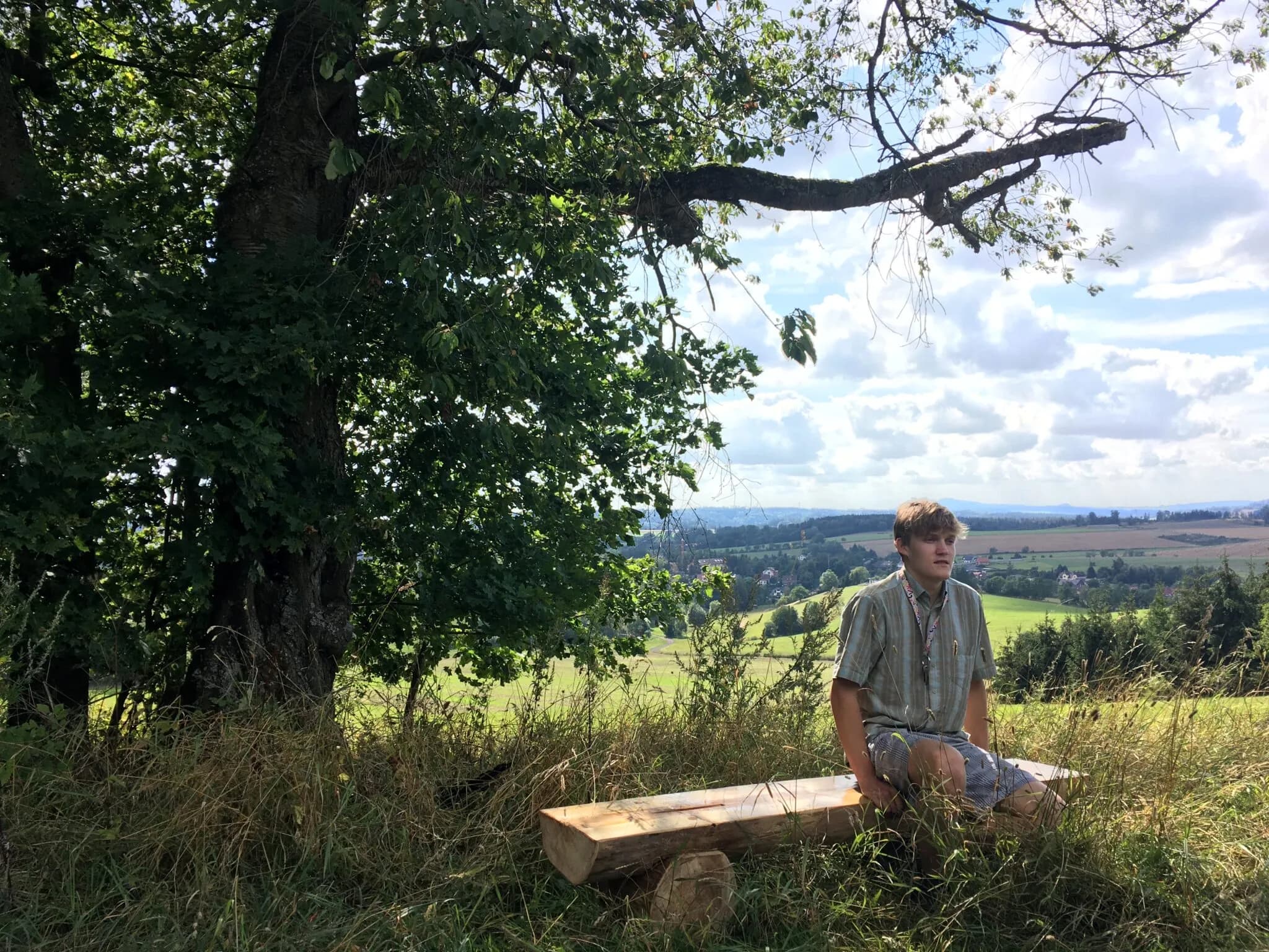 Fotografie lavičky: U Třešínky - Strážník